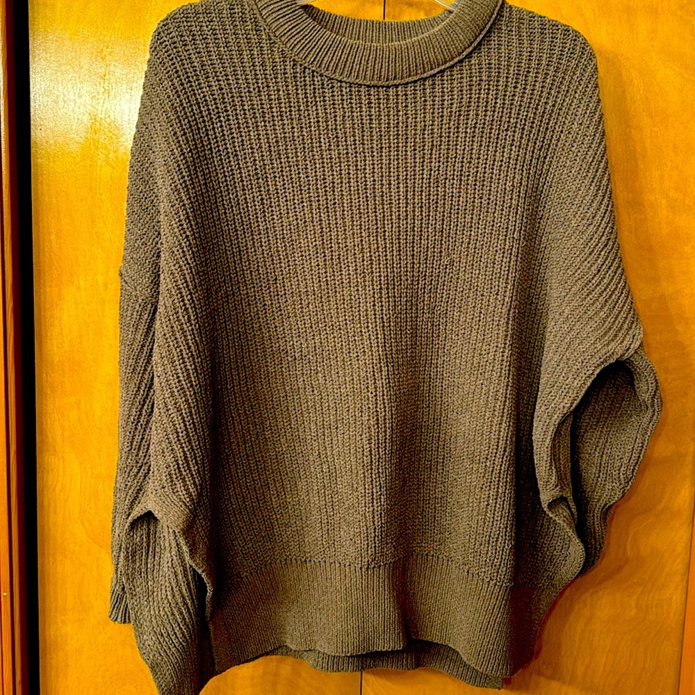 Aerie pullover long sleeve sweater